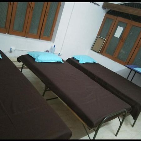 Mannat Rooms Allāhābād Junction Екстериор снимка