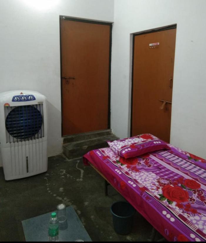 Mannat Rooms Allāhābād Junction Екстериор снимка